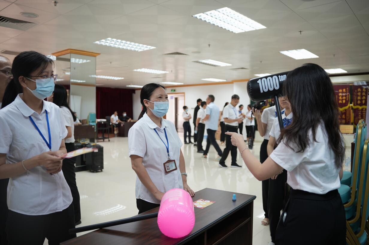 歡聚中秋佳節(jié) 政銀共譜未來--開平市政務(wù)服務(wù)數(shù)據(jù)管理局舉辦黨建、團(tuán)建、工會(huì)共建活動(dòng)_4