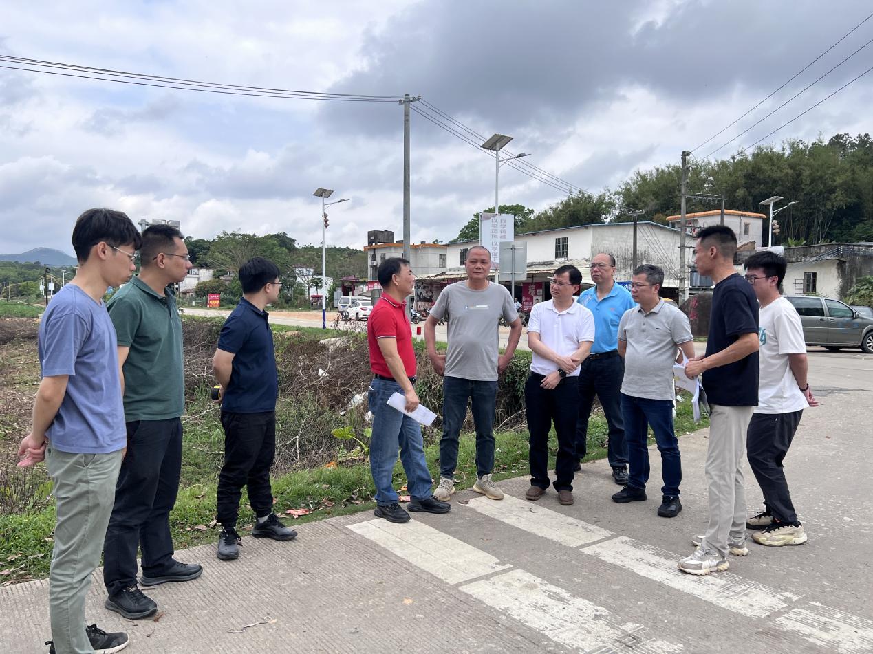 市交通運輸局聯(lián)合赤水鎮(zhèn)    科學謀劃農村公路與高速公路發(fā)展新格局